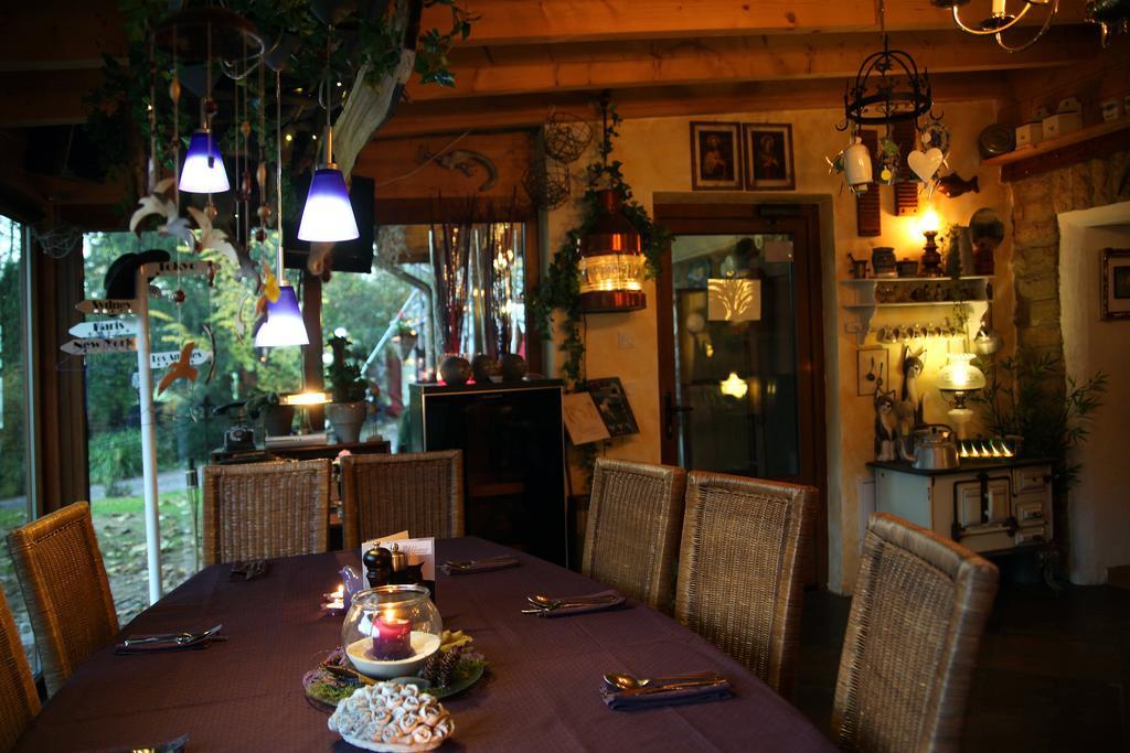 Hotel Altes Zollhaus Naehe Luxemburg à Ammeldingen an der Our Extérieur photo